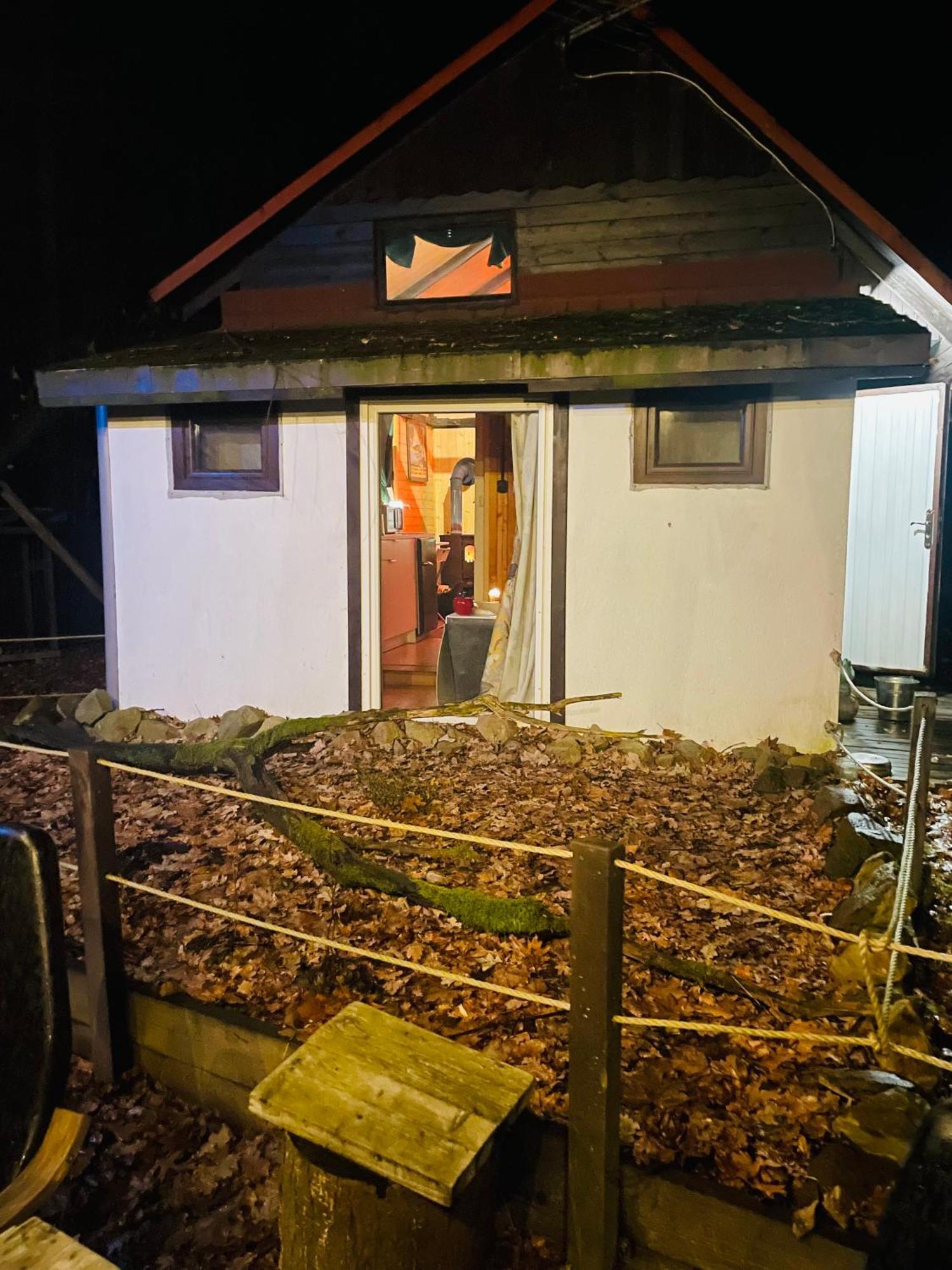Romantyczna Chatka Pisarzowice  Екстер'єр фото